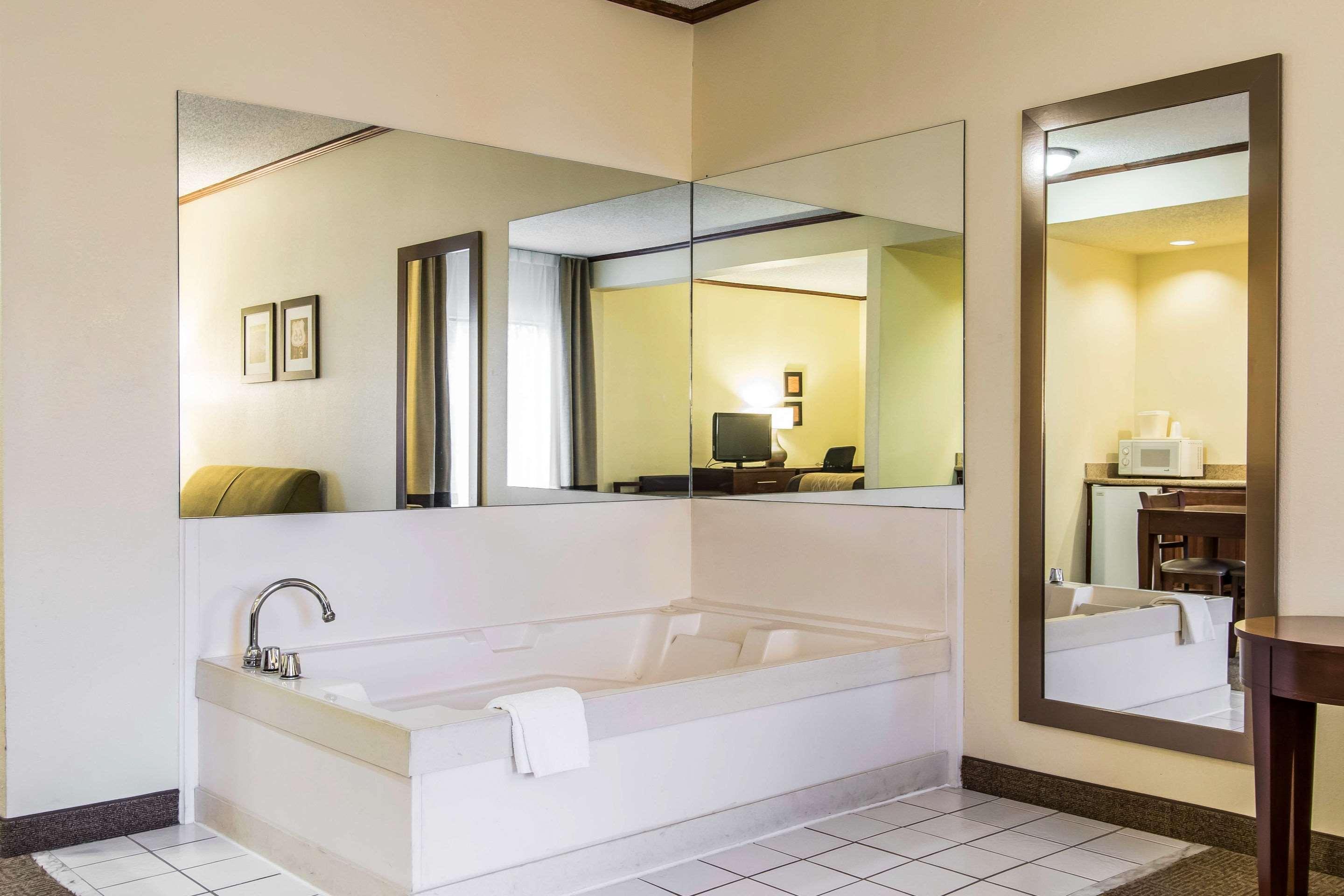 Ardmore Inn & Suites Ardmore Ngoại thất bức ảnh