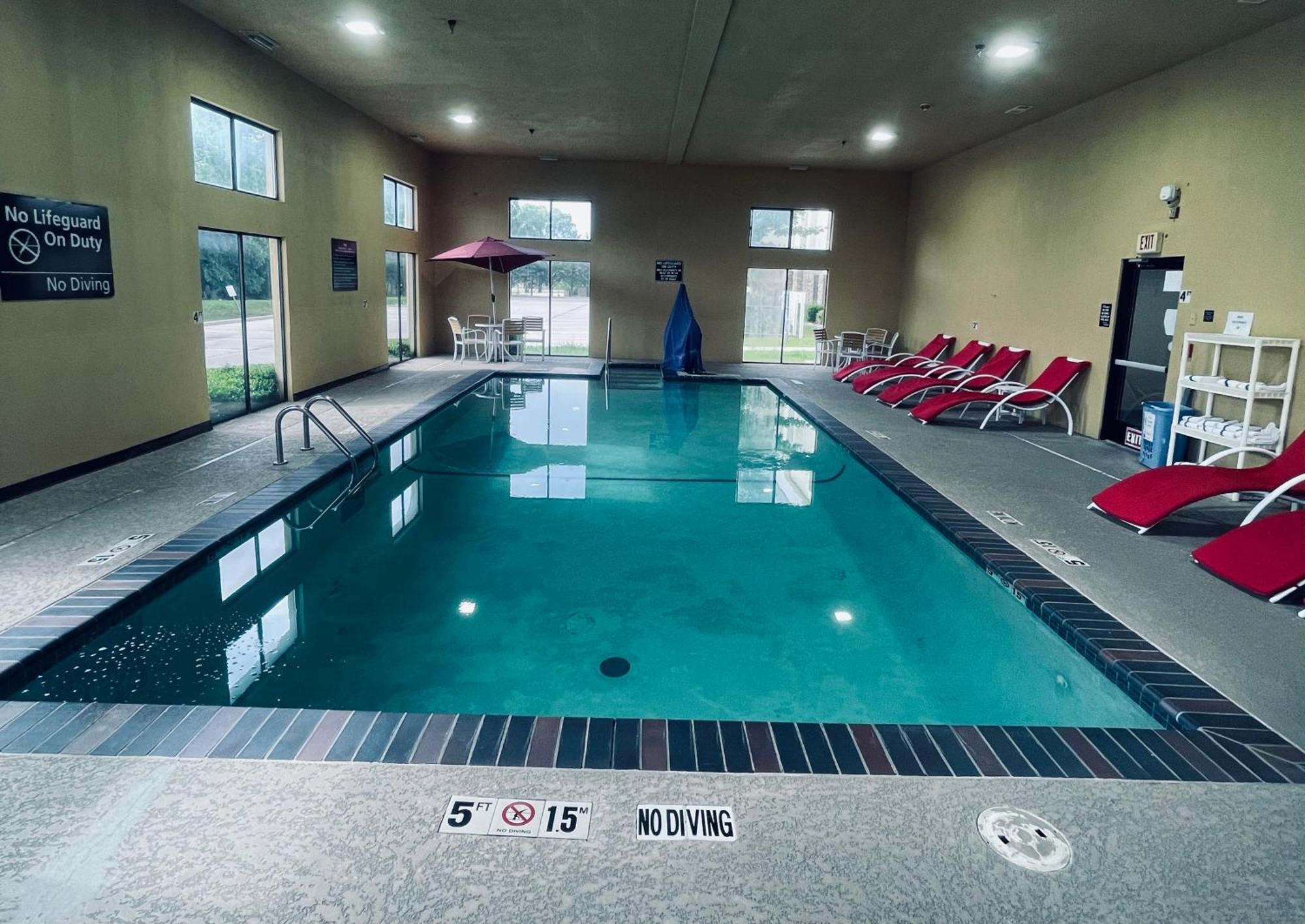 Ardmore Inn & Suites Ardmore Ngoại thất bức ảnh